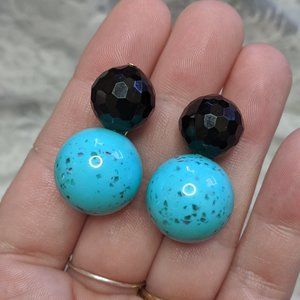 VTG blue speckled & black faceted beaded earrings